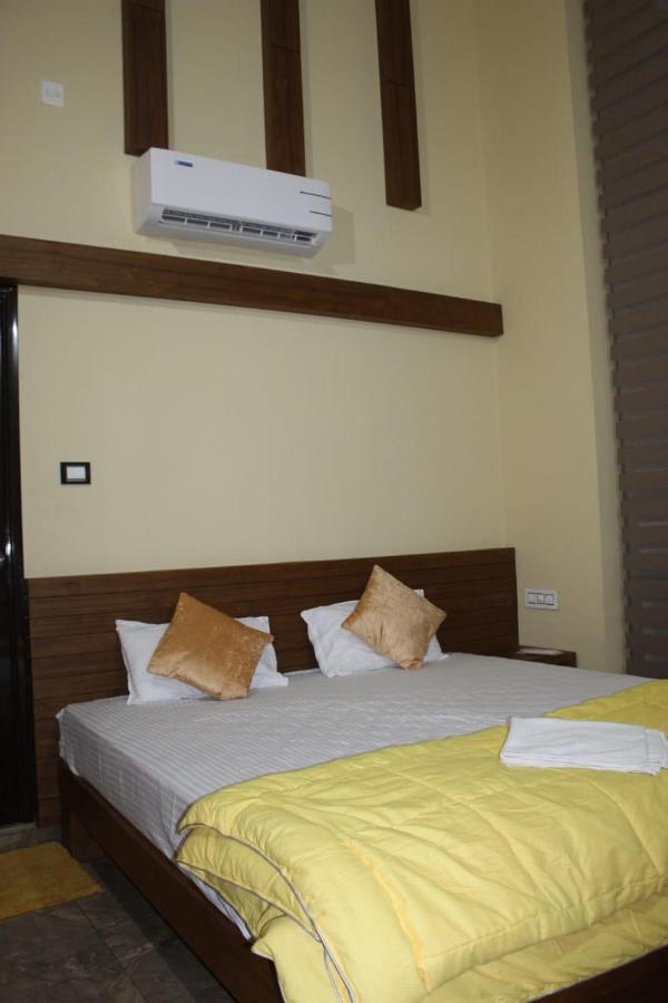 Orchid Villa Pinangode Zewnętrze zdjęcie
