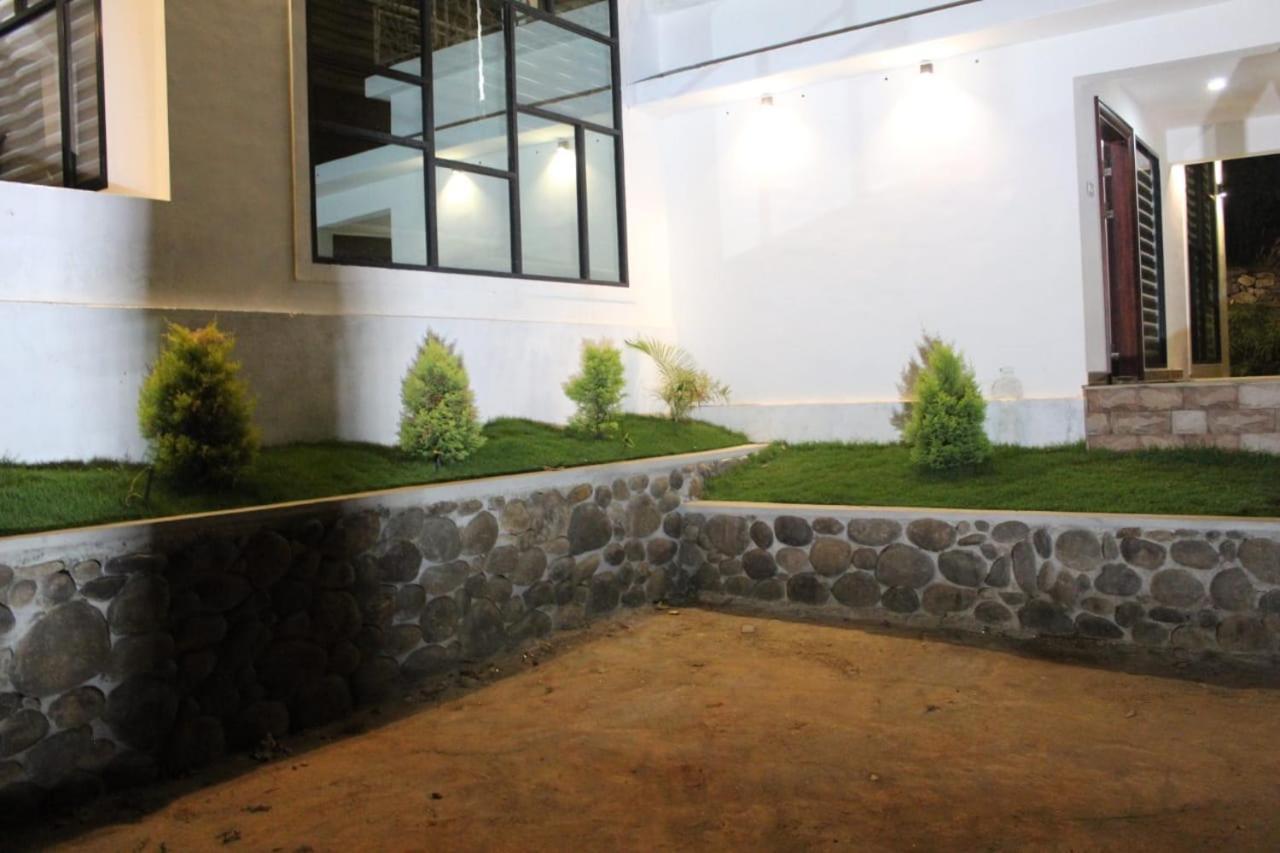 Orchid Villa Pinangode Zewnętrze zdjęcie